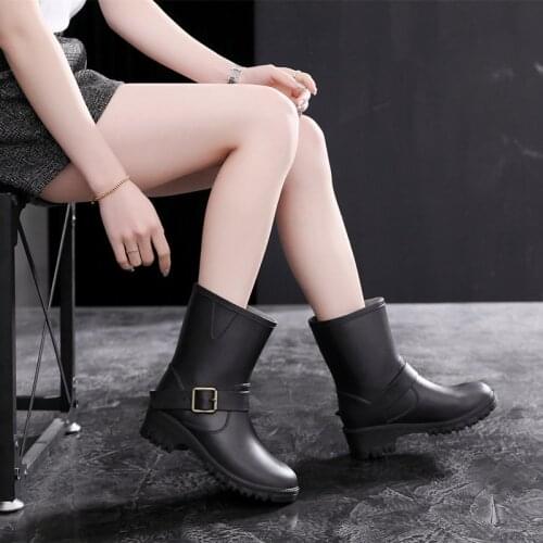 Womens rain shoes rubber mid-barrell 18cm female adult rain boots non-slip water wear-resistant car wash cover shoes 4.5cm heel