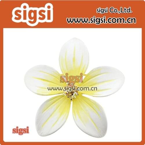 Guangzhou wholesale white&yellow crystal rhinestone flower brooch