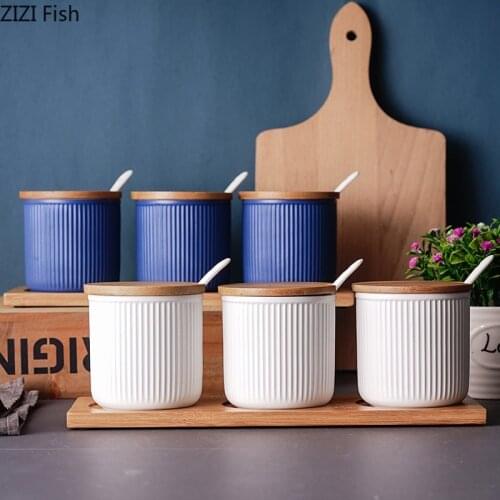 3Pcs/Set Ceramic Jar Spice Jars Salt Canister with Spoon Tray Simple Stripe Porcelain Jars Kitchenware Seasoning Storage Cans