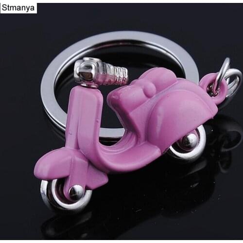Car KeyChain New Fashion Mini Motorcycle Car Keychain Key Ring Pendant Small Gifts 5 Colors Car KeyRing For Christmas Gift 17127