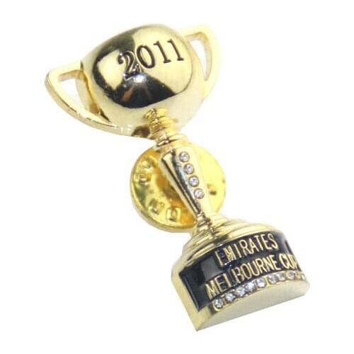 Promotional Item Wholesales Custom 3D Gold Trophy Badge k200387