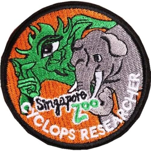 Custom Embroidered Round Patch Wild Animal Iron On Embroidered Patch Applique for Clothing welcome to customize your own patch
