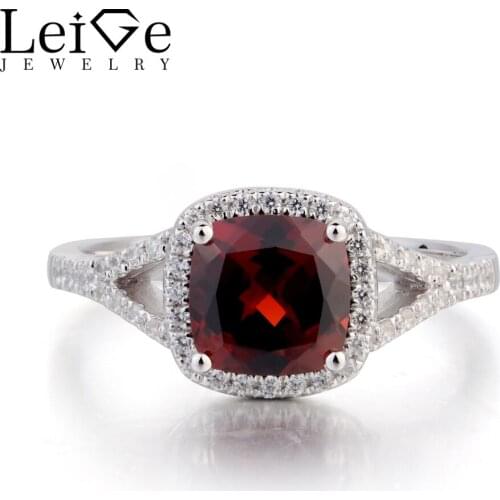 Leige Jewelry January Birthstone Engagement Ring Natural Garnet Ring 925 Sterling Silver Ring Cushion Cut Red Gemstone for Women