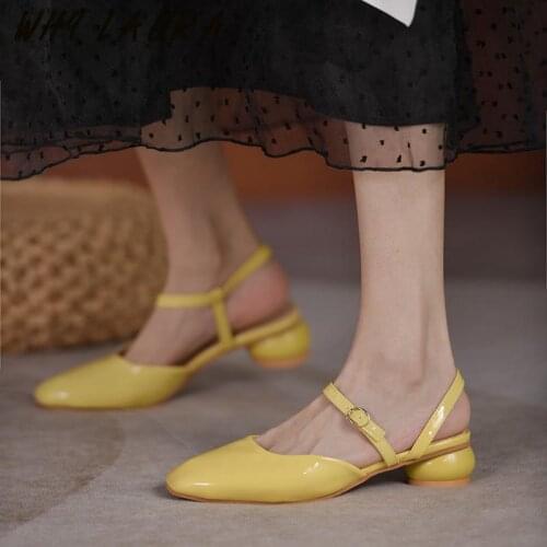 2021 Summer Low Heel Sandal Slipper Womens Fashion Low Heel Sandal Outdoor Casual Sweet Shoe Womens Shoe with Buckle