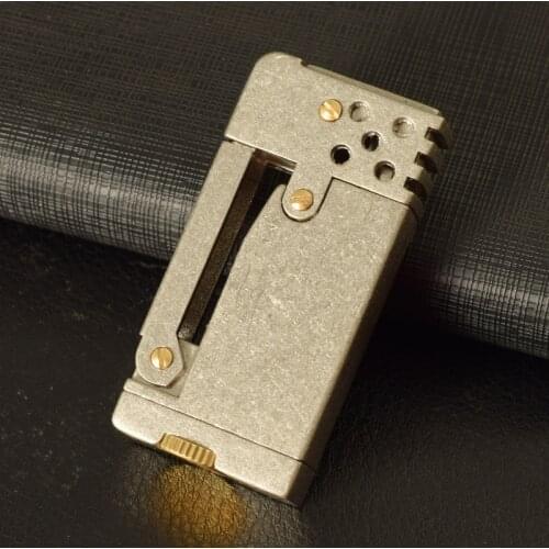 Flint Kerosene Lighter Mechanical Press Ignition Cigarette Retro Classic Vintage Trench Oil Gasoline Fire Mens Smoking Gadgets