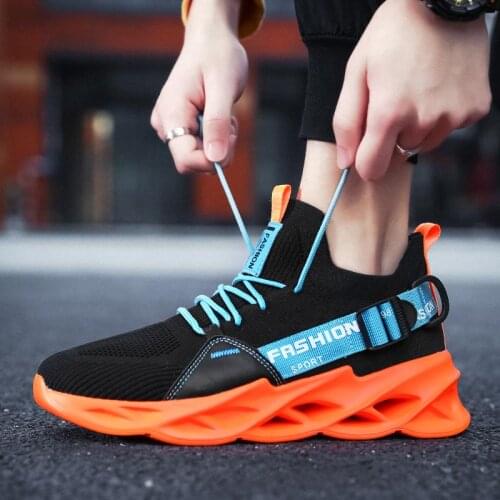 Plus Size Summer Breathable Men Shoes Sport Man Socks Sneakers Man 2020 Mens Sports Shoes Running Black Knit Basket Homme A-518