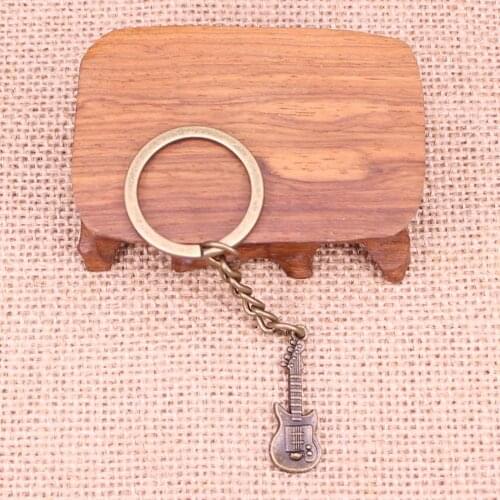 20pcs New Fashion Keychain 35x12mm electic guitar Pendants DIY Men Jewelry Car Key Chain Ring Holder Souvenir For Gift