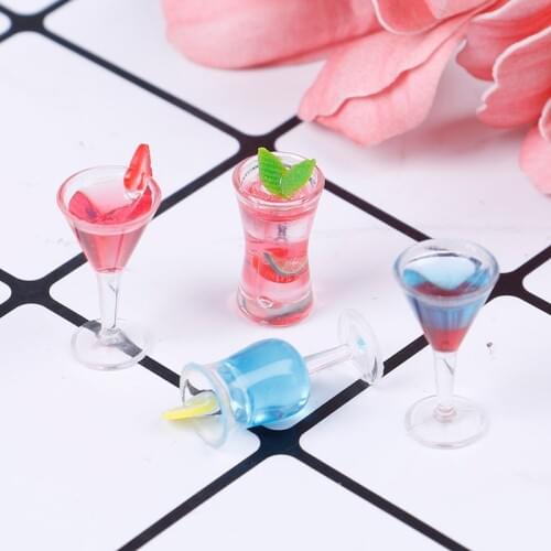 1:12 Doll House Triangle Cocktail Glass Dollhouse Miniature Accessories Colorful Glass Cup Goblet Bar Drinks