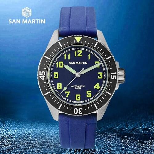 San Martin Mens Diver Watch Stainless Steel Automatic Mechanical Watches 200m Waterproof Rubber Band Luminous Dial Wristwatches