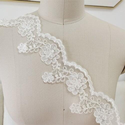 New Handmade White Wedding plum Bossom Car Bone Lace Clothing Accessories 2Yard/pack