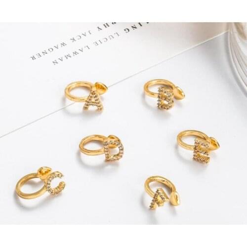 New Earrings Crystal English Alphabet Clip Earrings For Women Earing Without Hole Fake Earring Single Ear Clip Earings M157