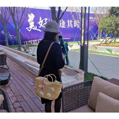Handmade Beach Straw Handbags Daisy Design Weave Shoulder Bags for Women Casual Travel Vacation Crossbody Bag