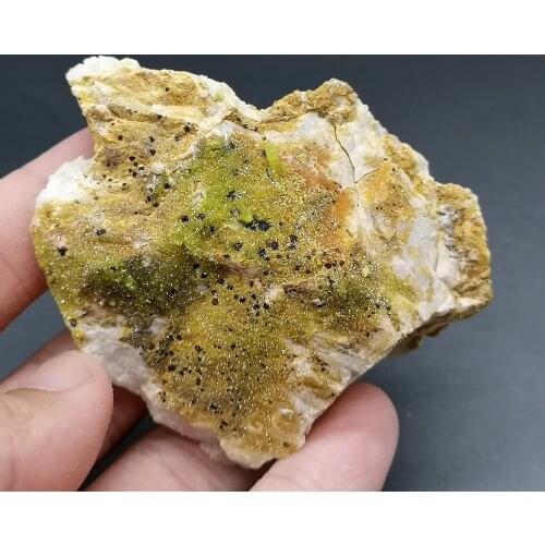 90g Natural RARE Pyromorphite green lead ore natural mineral crystals teaching specimen collection from China
