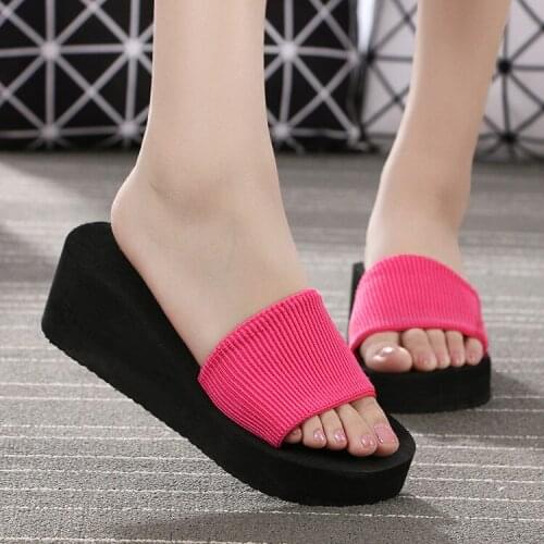 High Quality Cheap Womens Platform Slippers Summer Korean Fashion Womens Wedges Slippers Slope Heel Beach Slippers