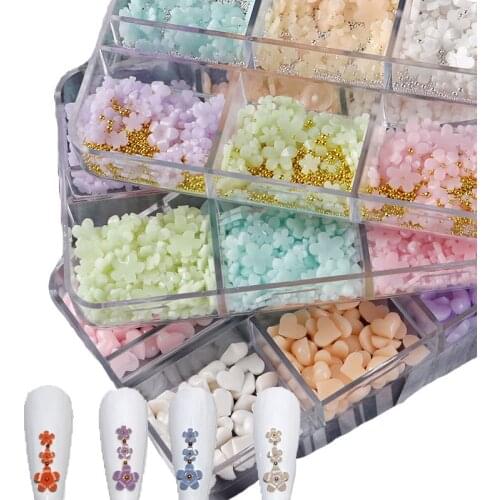 Sun Light UV Sensitive Changing Color Nail Flower 3mm/6mm Floral Color Changing Nail Flower 12 Grids/Box Nail Art Decorations