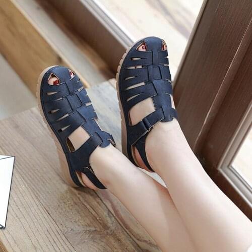 Summer new outdoor mid-heeled wedge heel women sandals Velcro anti-skid sports light soft bottom large size female sandals