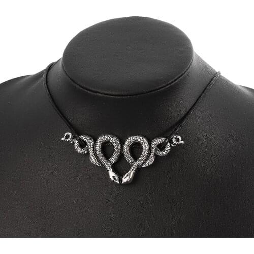 Gothic Punk Stulke Double Snake Choker Necklace Top Creative Movie Fans Cosplay