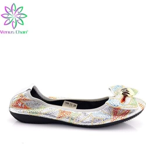 Italian style african women silver color Moccasins Mother Loafers Soft Leisure Flats Casual Female Driving Ballet Footwear