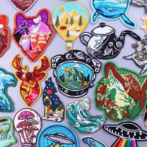 Outdoor Travel Patch Wolf Deer Patch For Clothing Mountain Natural Iron On Patches On Clothes Emboridered Patches Stripes Badges