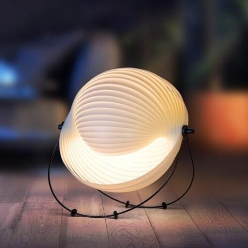 Modern Table Lamp Simple Creativity White Living Room Lighting Study Bedroom Bedside Led Bright Desk Light Decorative Luminaires
