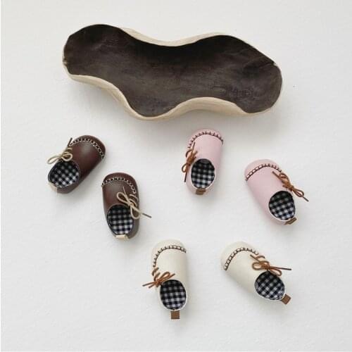 8717 Ins Korean Baby Soft Soled Toddler Shoes Retro Small Leather Shoes Are Soft And Non Slip Can't Fall Off Heels Toddler Shoes