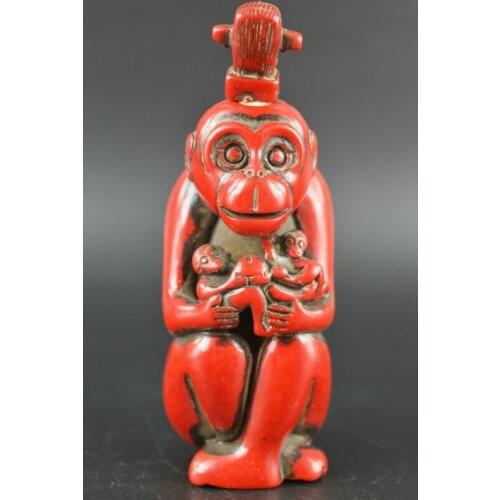 China Decorated Coral Carve Lucky Lovely Lifelike Monkey Superb Snuff Bottle