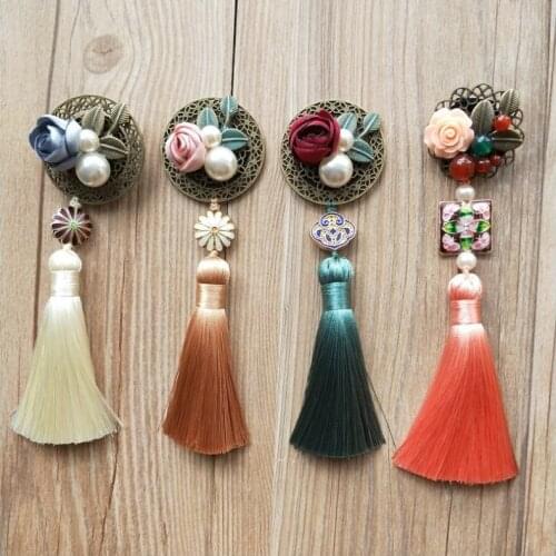 Tassels Brooch Womens Corsage Complex Classical Chinese Style Cheongsam Pressure Lapel Pendant Chinese Clothing Accessories