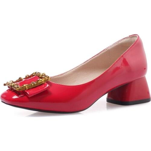 Leisure age season in 2019 new product low with square head light mouth single shoes female 33-43