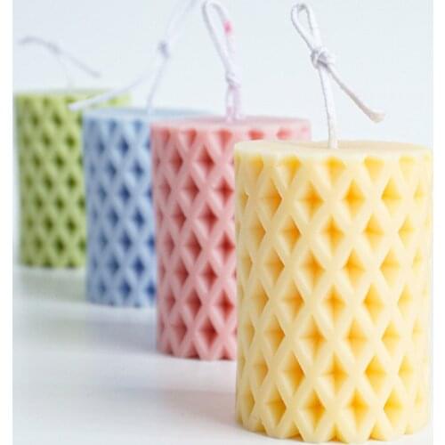 Candle Molds DIY Cylindrical Silicone Mold Portable Homemade Rhombic Hole Scented Candle Molds