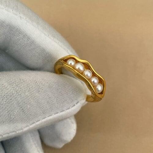 Peasecod shape pearl gold ring for women cool unique unusual noval funny ring jewelry fashion 2021