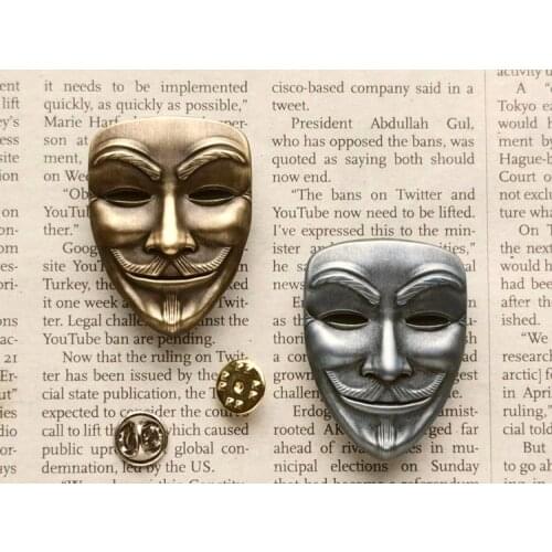 V for Vendetta Brooch Pin Punk Alloy Metal Badge Motorcycle Biker Brooch Collar Pin Buckle For Clothes Vest Hat Bag DIY