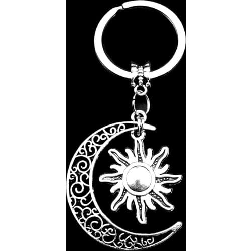 New Crescent Moon and Sun Keychain for Lovers Moon and Star Key Chain for Boyfriend and Girlfriend