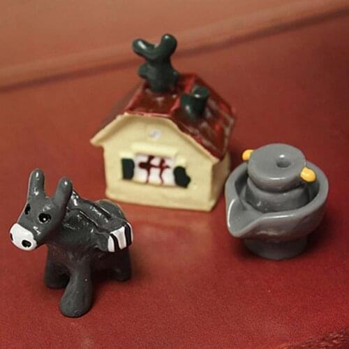 3Pcs/Set Anime Figurine High Simulation Decorative Mini Action Figure DIY Accessories for Garden