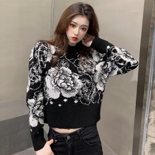 Jacquard Knit Cropped Sweater Fake Mink Jumpers 2020 Autumn Winter Floral Sweater O-neck Puff Sleeve Short Sweater Knitwear