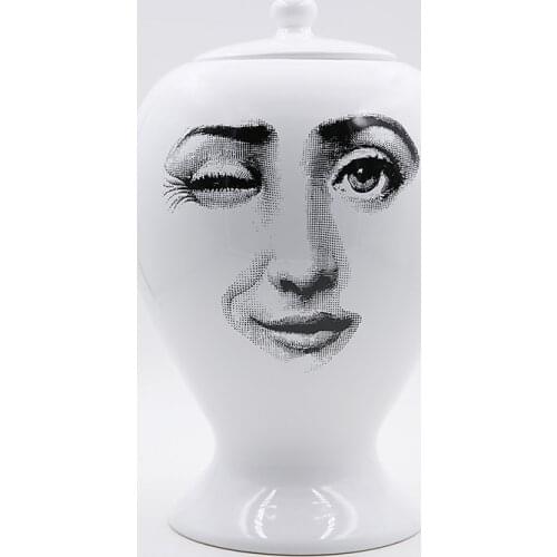 Decor Flower Pot European Ceramic Decorative Large Sealing Vase Home Decoration Accessories Christmas Candle Jars with