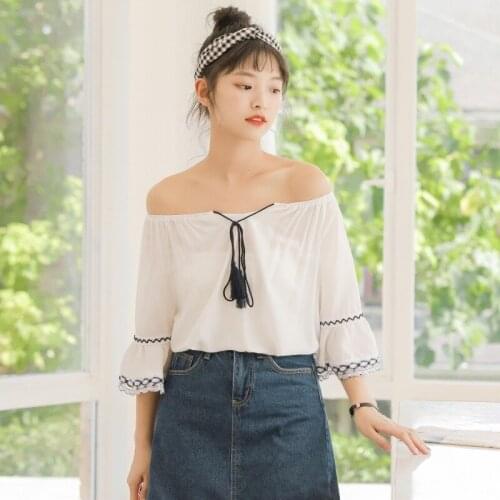 Summer White Shirt Women Korean New Sweet Slash Neck Half Sleeve Blouses Girl Student Preppy Style Tassel Loose Casual Top H9163