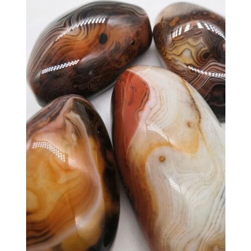 High Quality Natural Banded energy Agate Stone Madagascar Good Luck Raw Gemstone Body Heathy Specimen Beautiful Collection Gifts