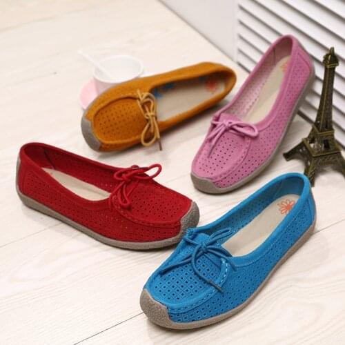 Womens Large Size Hollow Flat Shoes Moccasin Peas Shoes Casual Shoes Light Boat Shoes Summer Sandals Fashion Drive Shoes