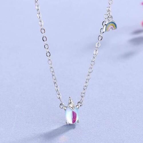 Wholesale Moonstone Pendant Jewelry Simple Process Increase Charm For Ladies Healing Stone Necklaces Statement Jewelry Gift 1PC