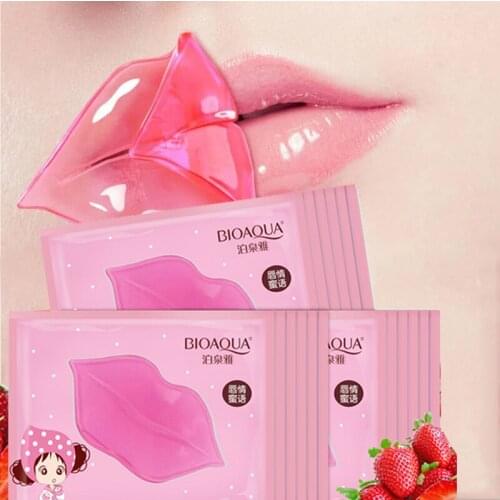 10Pcs Strawberry ​Lips Mask Natural Fruit Collagen Nourishing Moisturizing Repairing Tender Sexy Lips Prevent Chapped Lips Care