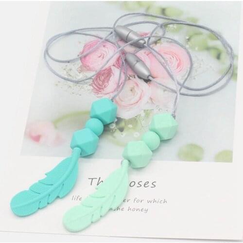 Feather Pendant Necklace Chewing Toy For Baby Teething Toy Silicone Training Baby Teethers Necklace Gifts Beads Pacifier Clip