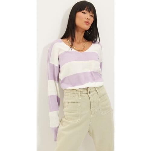 Trendyol V Collar Color Block Knitwear Sweater TWOAW22KZ0926