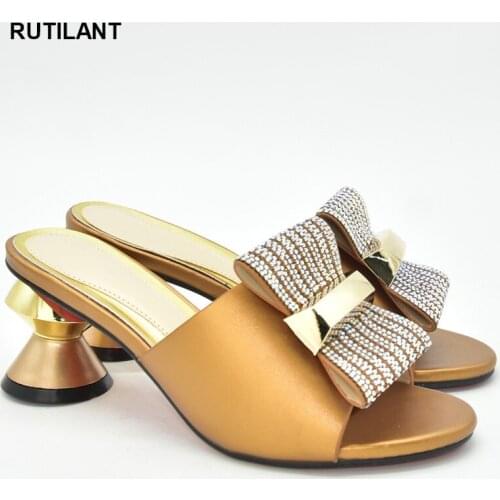 2021 Fashion Women Nigerian Women Shoes Decorated with Rhinestone Open Toe Pumps Ladies Shoes and Sandals High Heels Lday Pumps