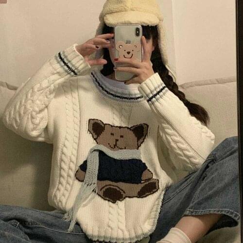 Autumn Winter Fashion Scarf Bear Sweater Womens Long-sleeved Lazy Wind Bear Pullover Sweater Student Loose White O-Neck Sweater