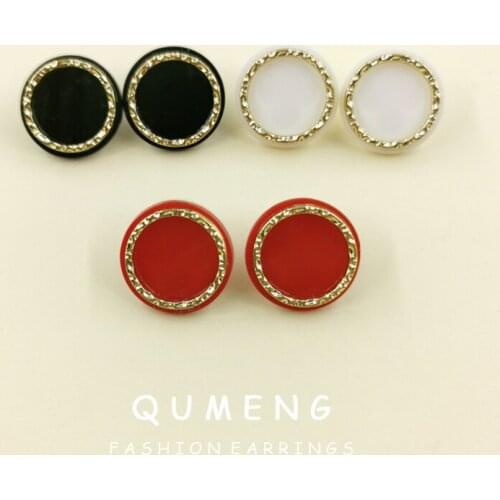 QUMENG 2020 classic simple round geometric metal button acrylic Stud Earrings for women girls wholesale