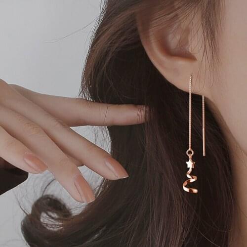 Fashion Jewelry Star Earrings 2021 New Design Hot Selling Single Chain Twist Dangle Earrings For Girl Fine Accessories