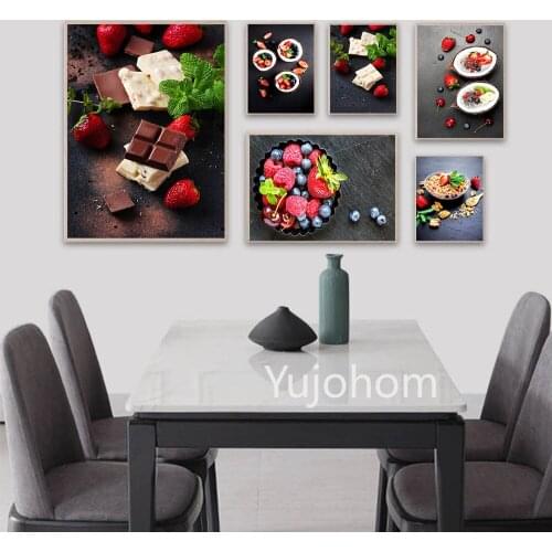 Wall Art Restaurant Kitchen Home Decor Canvas Painting Nuts Posters and Prints Chocolate and Strawberry Creative Wall Painting