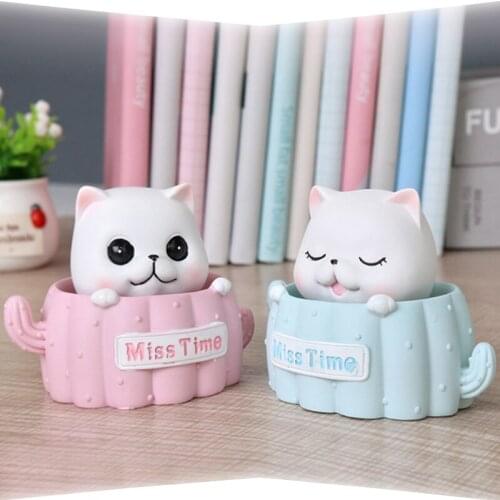 Car Auspicious Anime Cat Resin Creative Ornaments Auto Shake Head Accessories Home Cake Decorations New Year Toys Friends Gifts