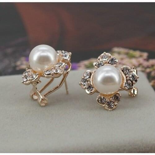 FADJOLLYS Luxury crystal star stud earrings for women accessories Trendy wholesale Girl Jewelry Earring Ear clip