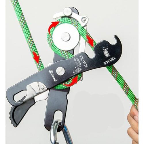 Outdoor rock climbing slow descent life-saving equipment protection descending device anti-panic stop manual descending device